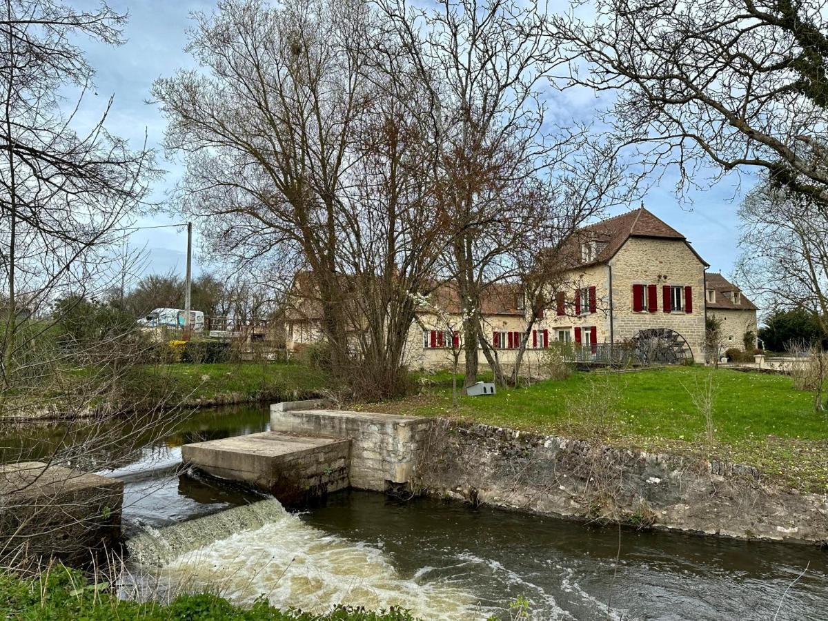 Hotel Moulin Le Fleurie Charenton-du-Cher Exteriér fotografie