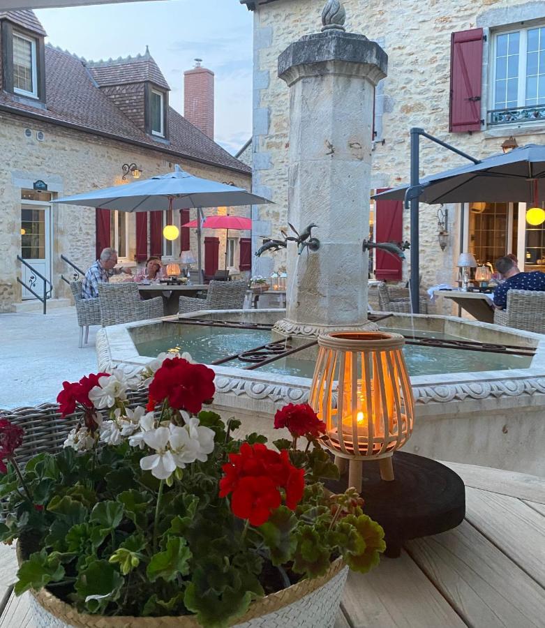Hotel Moulin Le Fleurie Charenton-du-Cher Exteriér fotografie