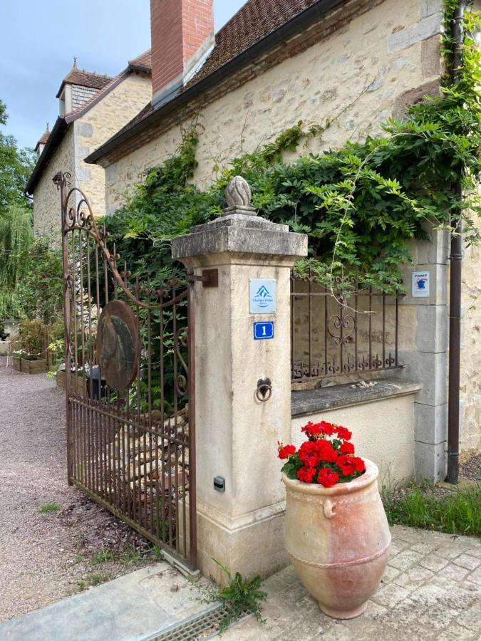Hotel Moulin Le Fleurie Charenton-du-Cher Exteriér fotografie